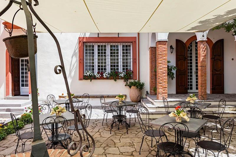 Borgo Prima Luce Otel Cuglieri Dış mekan fotoğraf